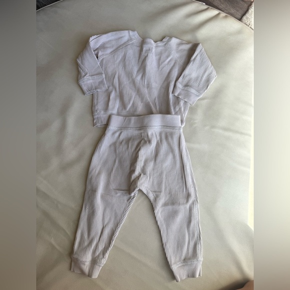 Bundle of boy pajamas gap,Uniqlo and wondershop - Picture 11 of 16